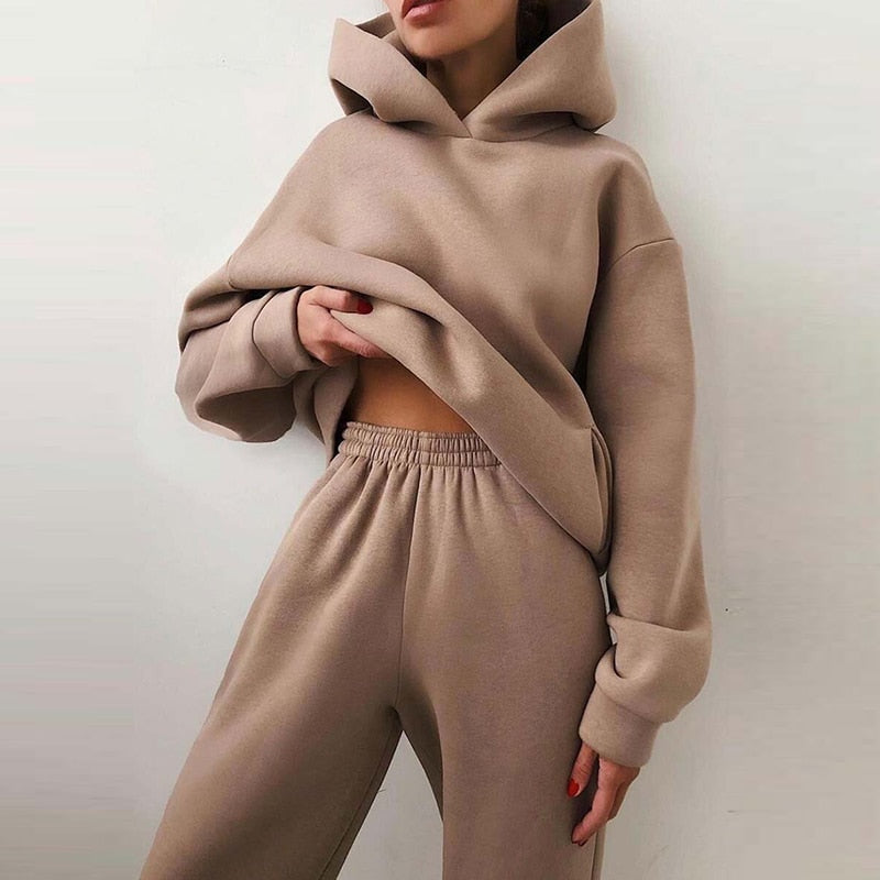 Casual Women's Tracksuit Sets Warm Hoodie Sweatshirts and Long Pants Fashion Two Piece Sets for Women Sweatshirt Suits 2021